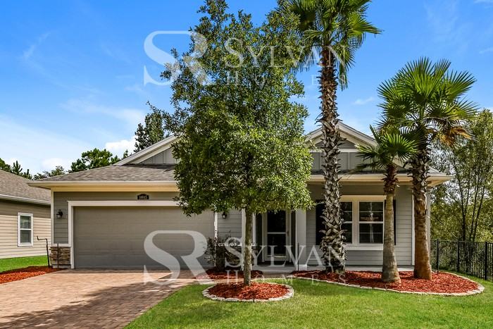 16045 Bainebridge Dr - Photo 2 of 15