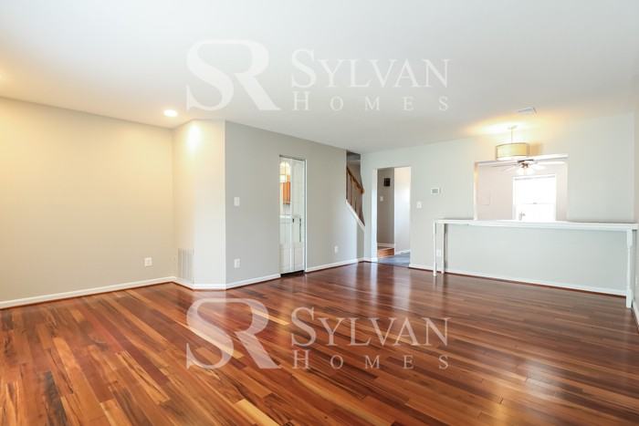 3922 Cutty Sark Road - Photo 3 of 15