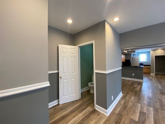 2599 Calverton Heights Ave - Photo 3 of 8