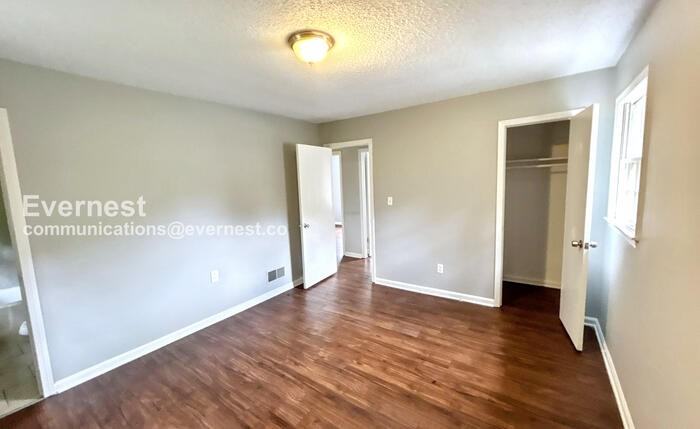 1437 Highland Dr - Photo 7 of 23