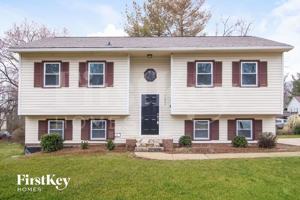 featured image of 7642 Pine Street