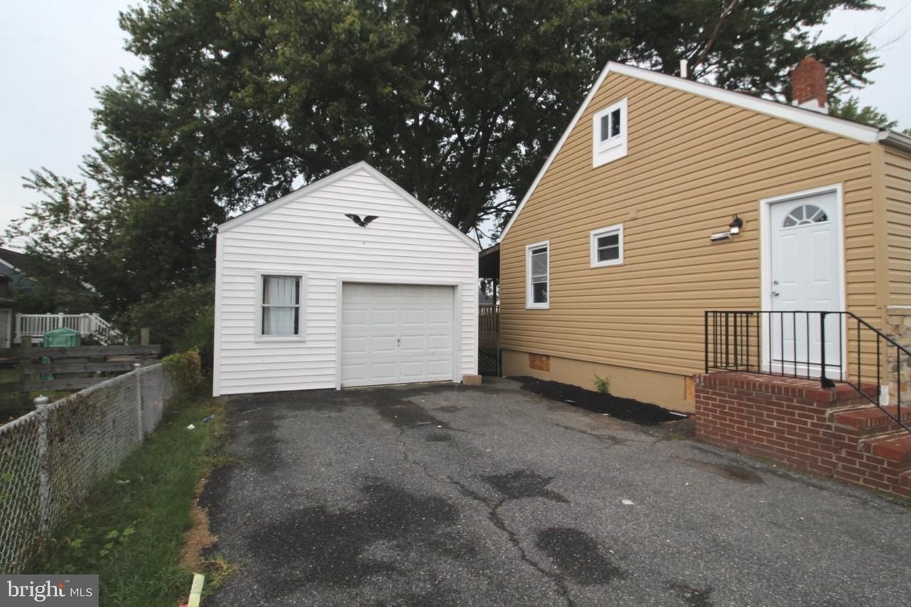 548 S Marlyn Ave - Photo 2 of 30