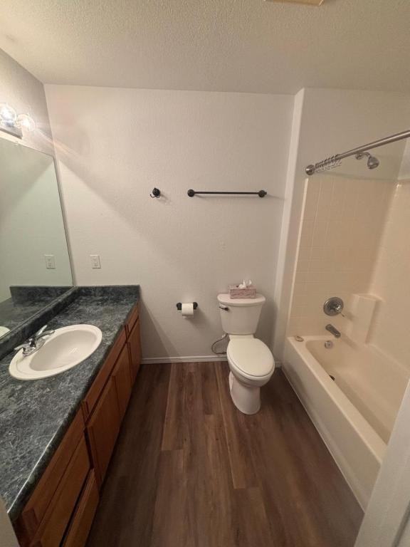 3840 Buccaneer Lane - Photo 7 of 10