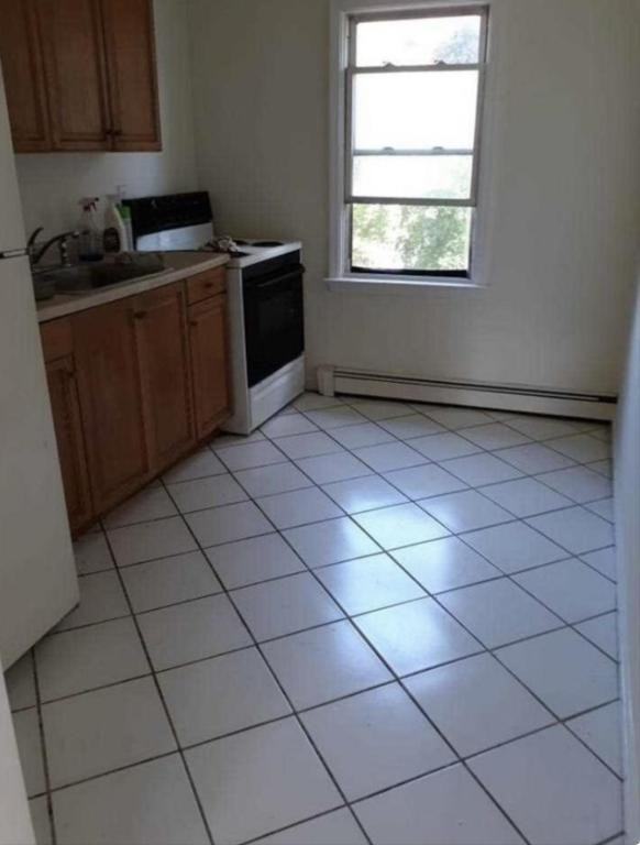 21 Franklindale Ave #21UPPER - Photo 6 of 7