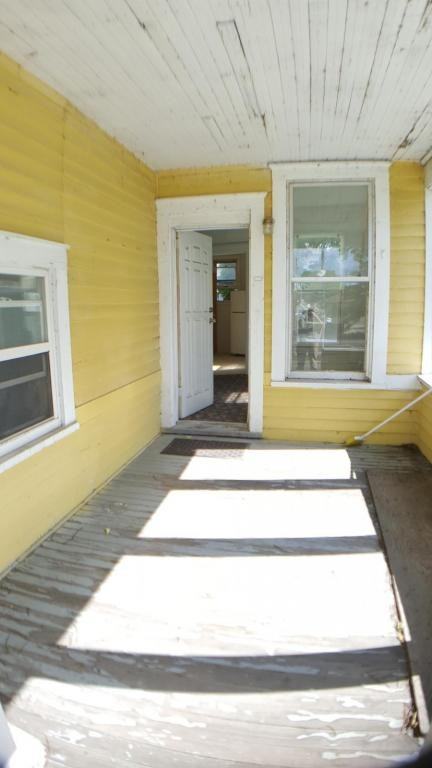 1130 Vine St - Photo 3 of 21