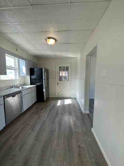 4701 5th Avenue - Photo 4 of 14