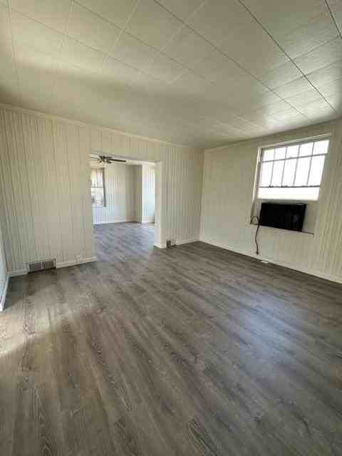 4701 5th Avenue - Photo 7 of 14