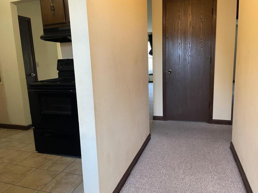 813 Villa Park Ct - Photo 6 of 21