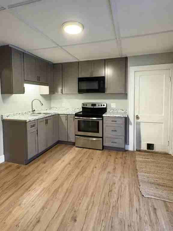 43 Washington St - Photo 2 of 11