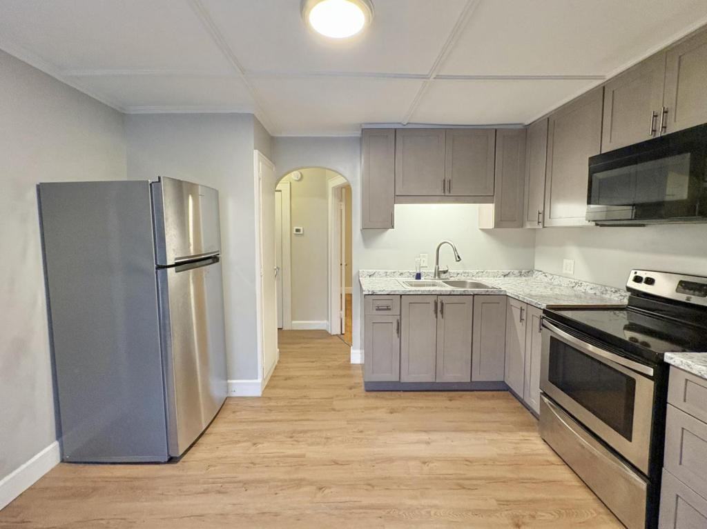 43 Washington St - Photo 3 of 11