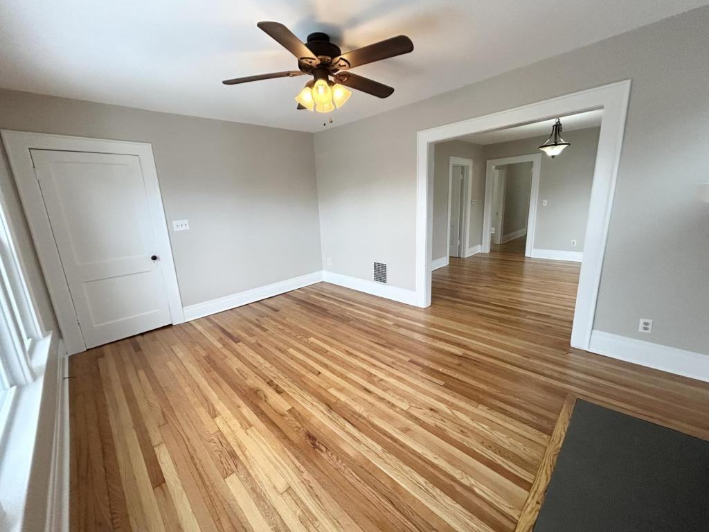 214 Woodbine Avenue - Photo 3 of 17