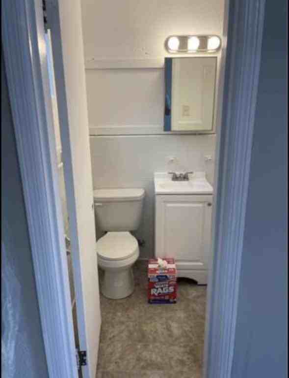 1300 S Lee Hwy - Photo 4 of 5