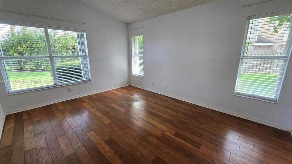 3802 Northwest 122nd Terrace - Photo 6 of 9