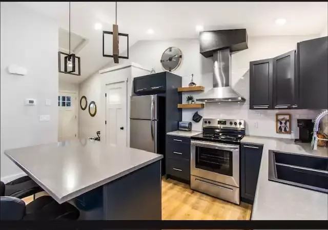 9302 106 Avenue #B - Photo 7 of 23