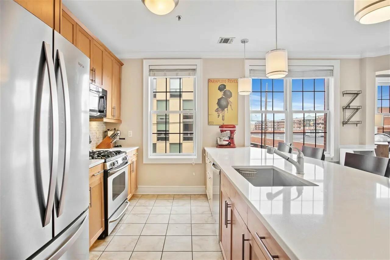 830 Monroe Street #B830