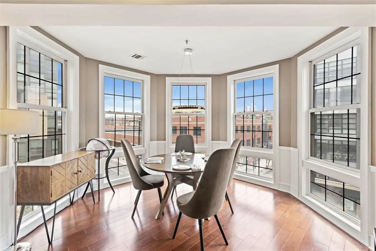 830 Monroe St #B830 - Photo 5 of 12