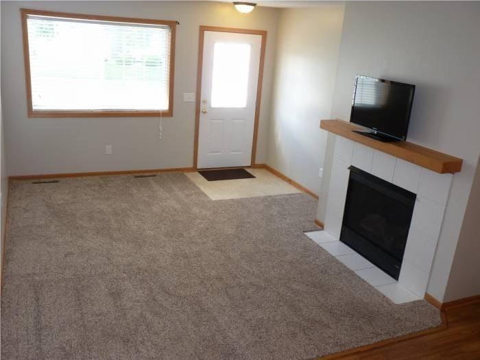 2613 Yellowstone Drive #NA - Photo 2 of 7