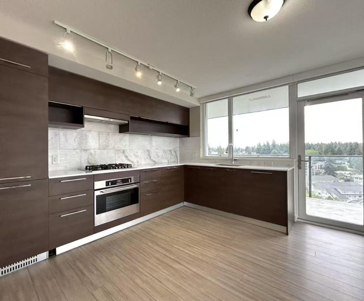 500 Emerson Street - Photo 2 of 15