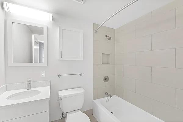 East 91st Street #1702 - Photo 5 of 6
