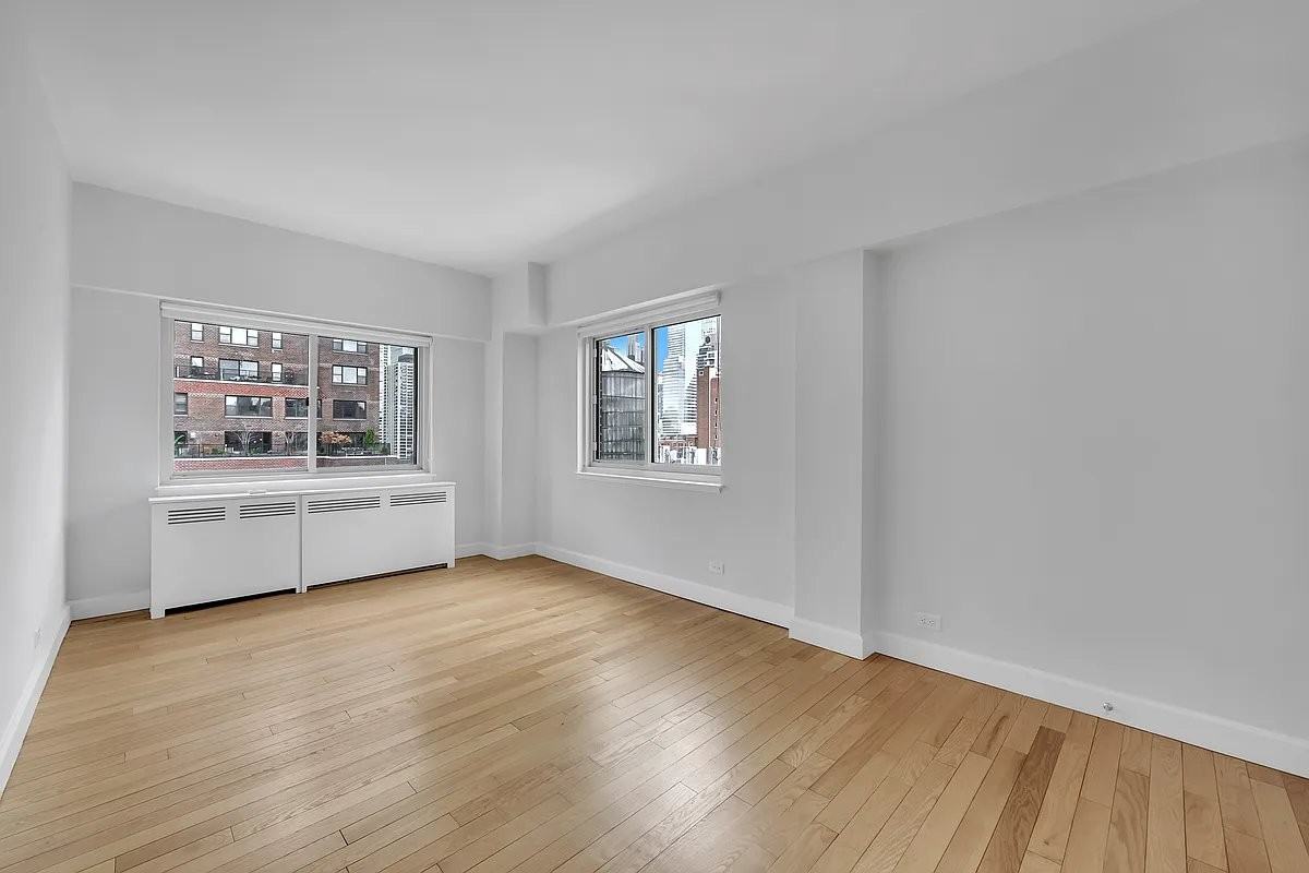 East 65th Street #19A - Photo 5 of 7