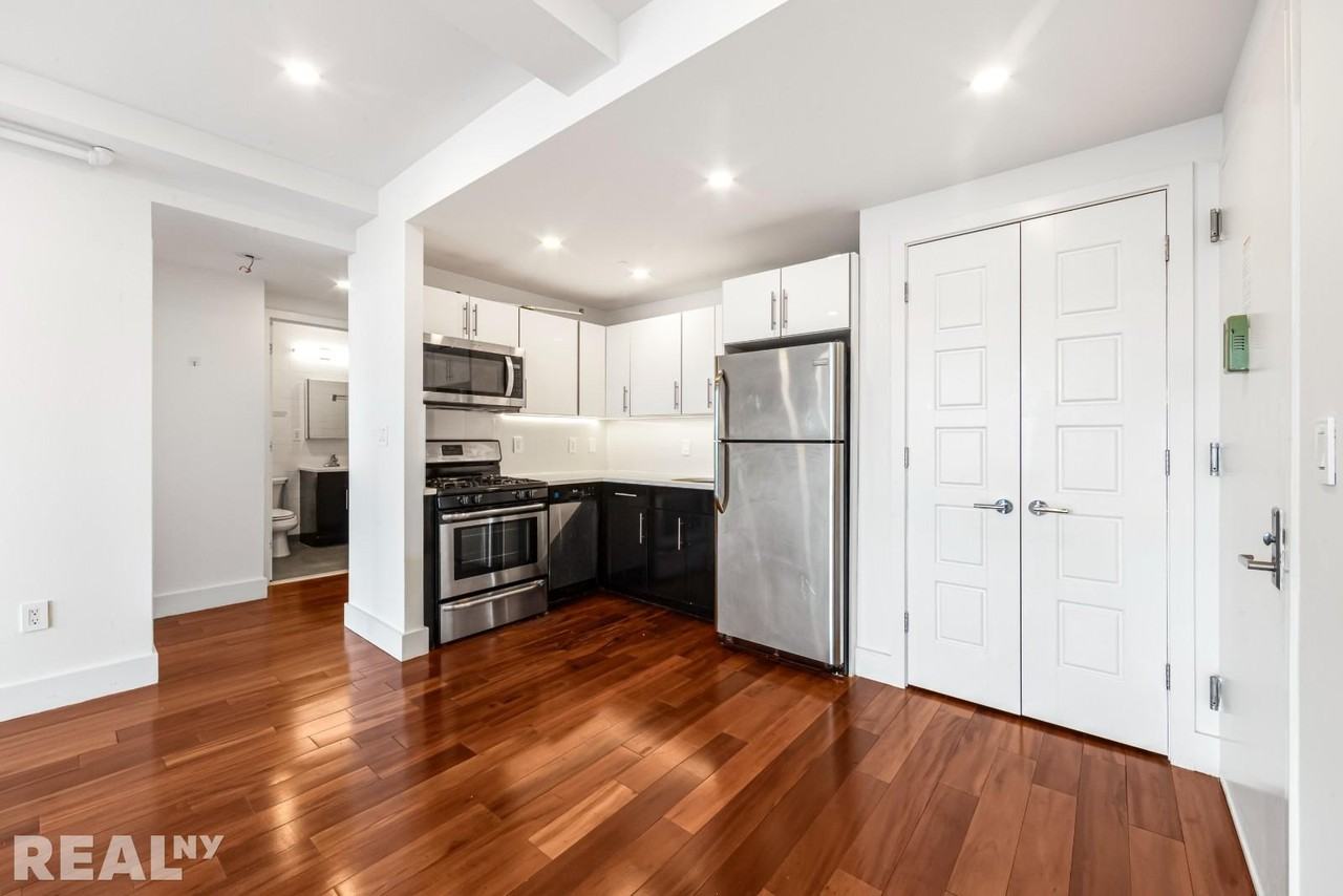 Steuben Street #2A - Photo 2 of 7