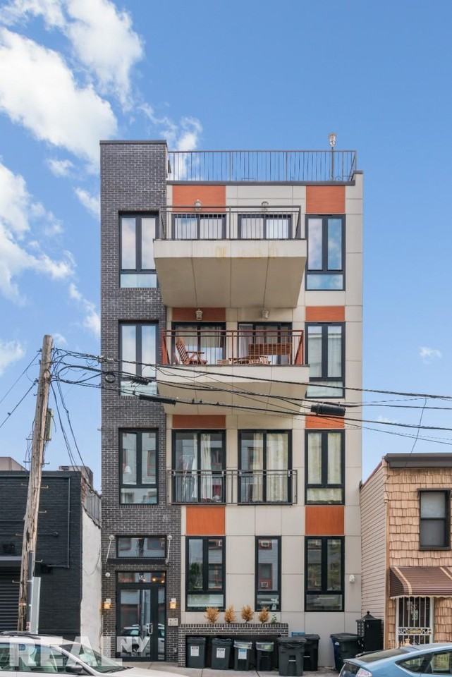 56 Frost Street #3F - Photo 7 of 7