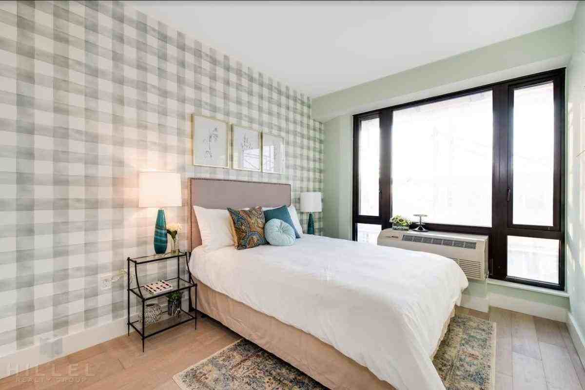 4th Ave #802 - Photo 5 of 12