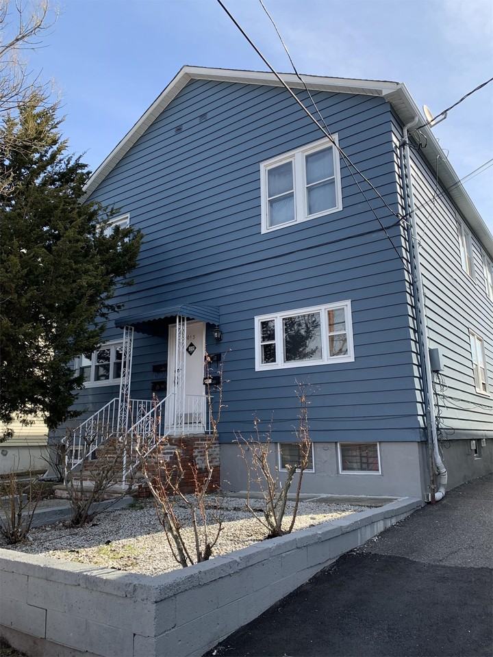 1013 Jefferson Ave #2C