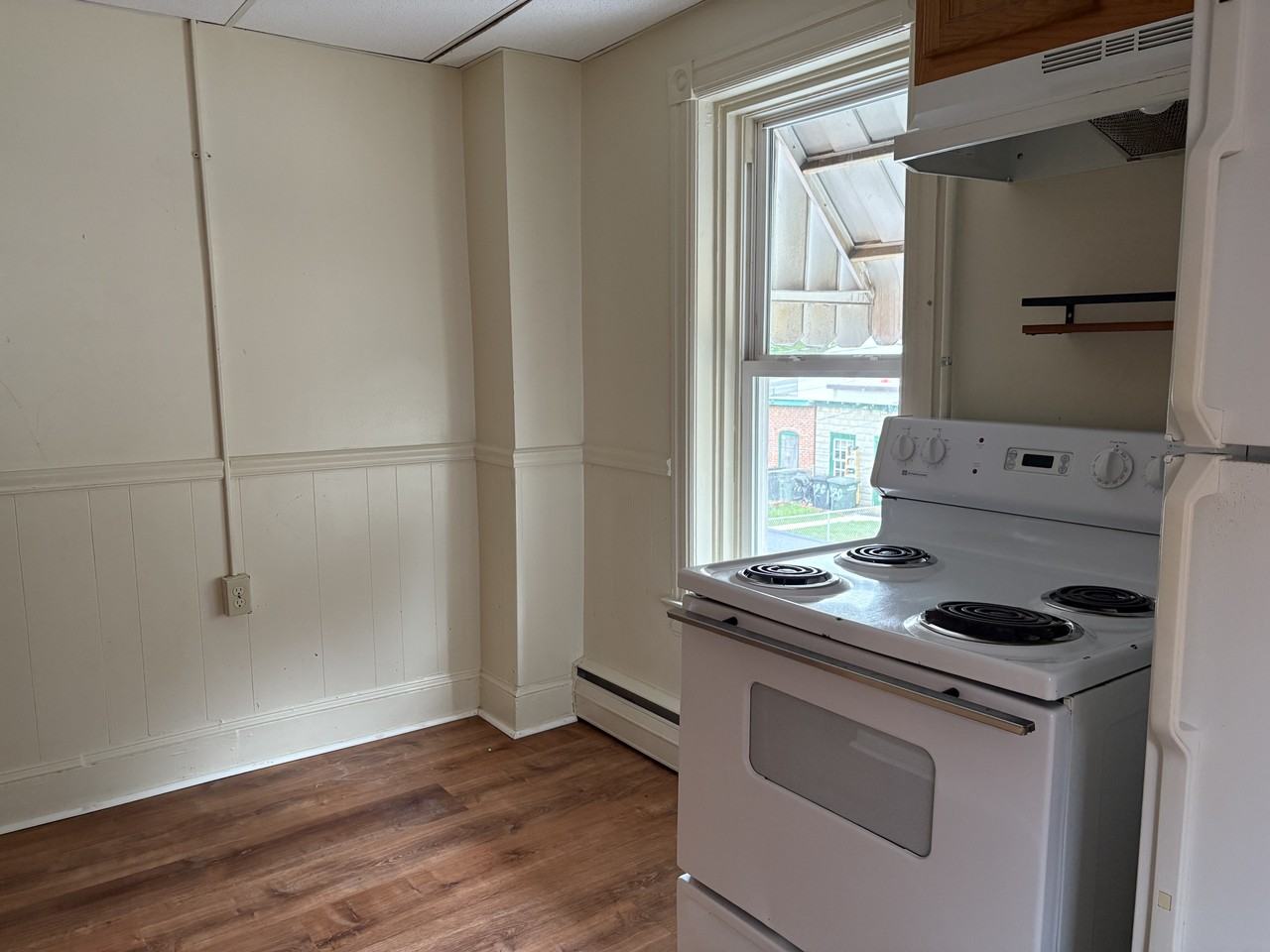 114 Strode Avenue #2 - Photo 5 of 14