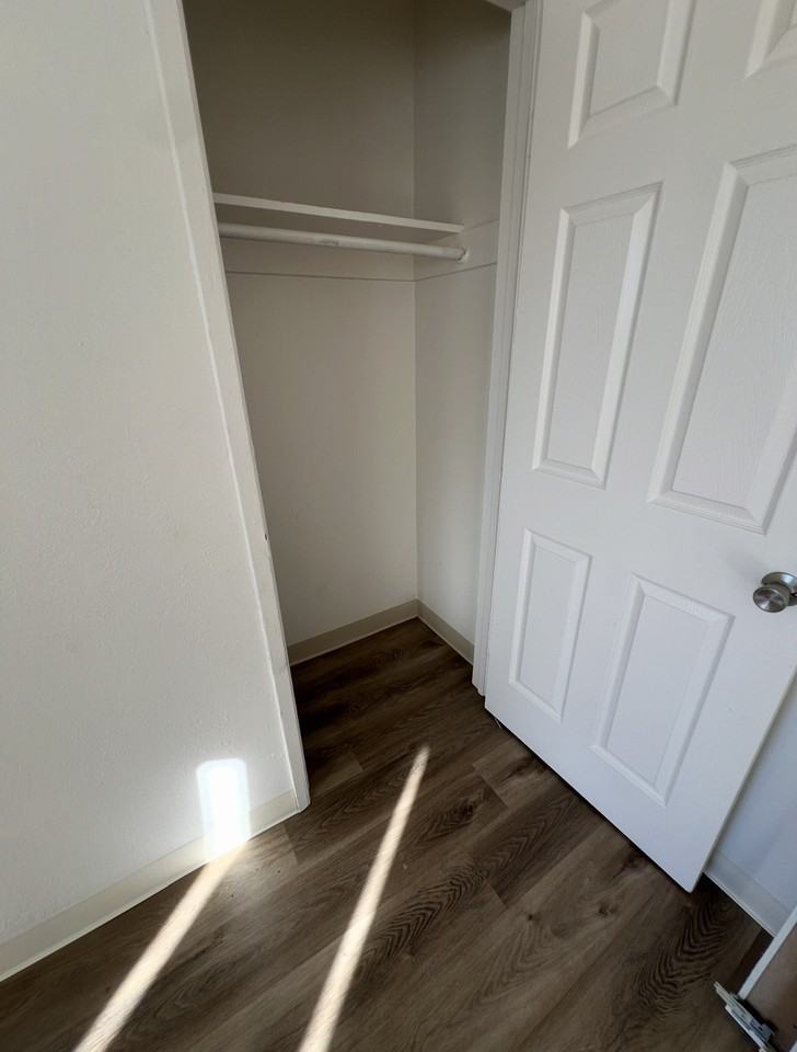 10335 White Rock Road - Photo 3 of 16