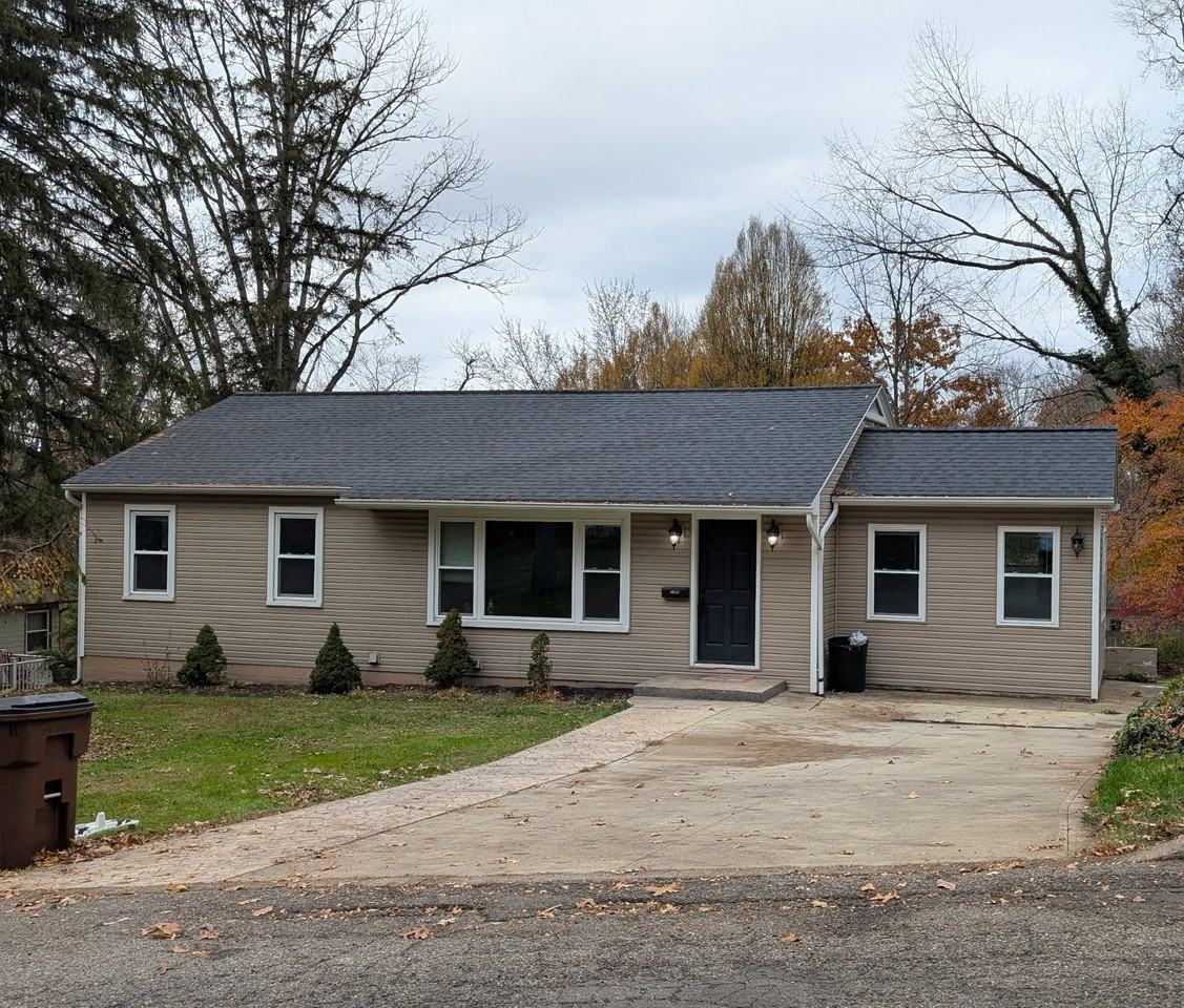 1009 East High Street #NA - Photo 2 of 19
