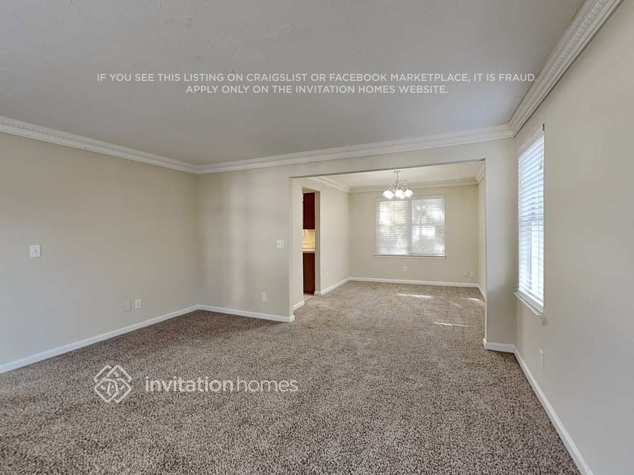 2640 Woodside Dr - Photo 4 of 20