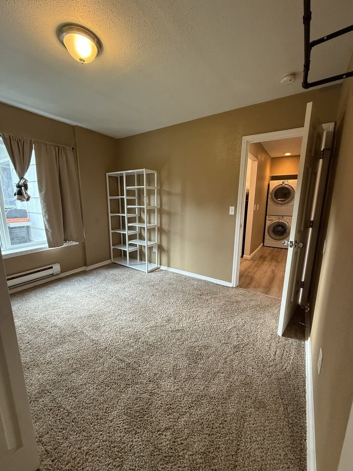 6310 118th St Sw #2 - Photo 2 of 15