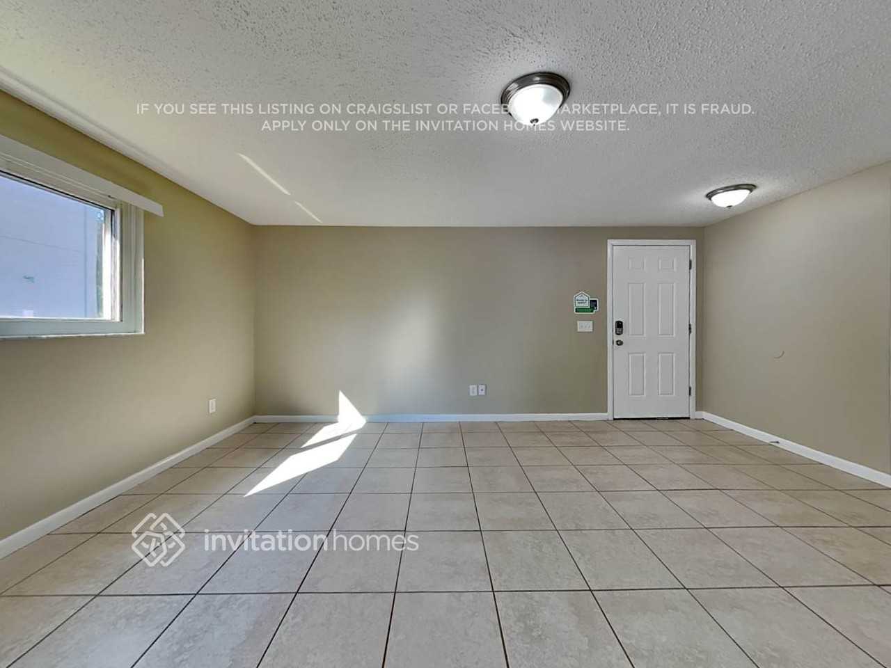 2818 W Shelton Ave - Photo 3 of 17