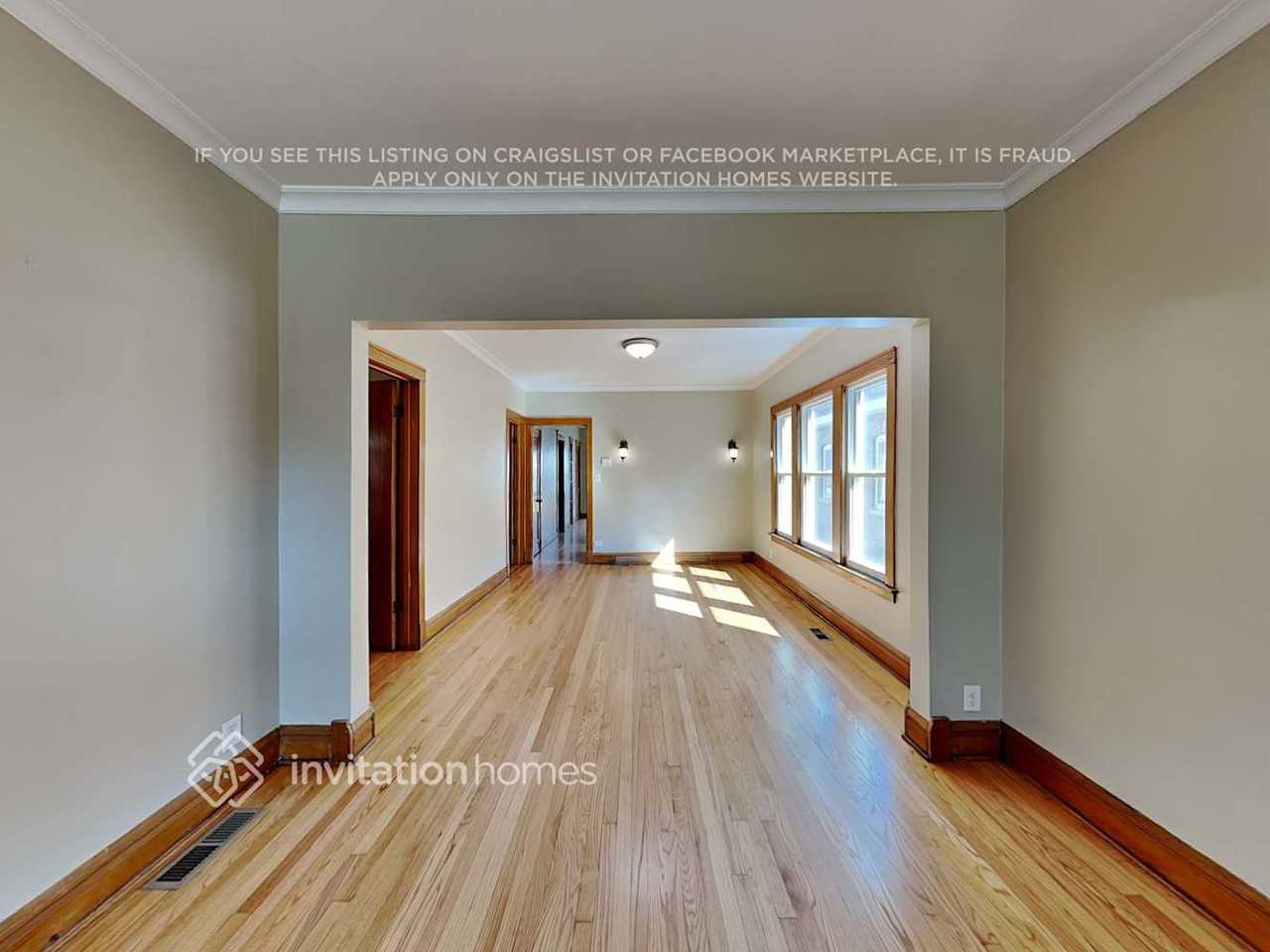 2423 Wesley Ave - Photo 6 of 22