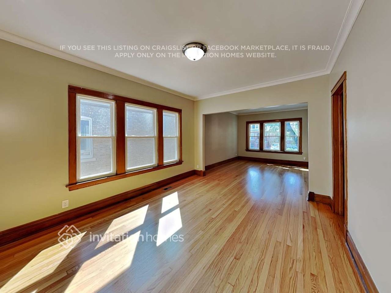 2423 Wesley Ave - Photo 7 of 22