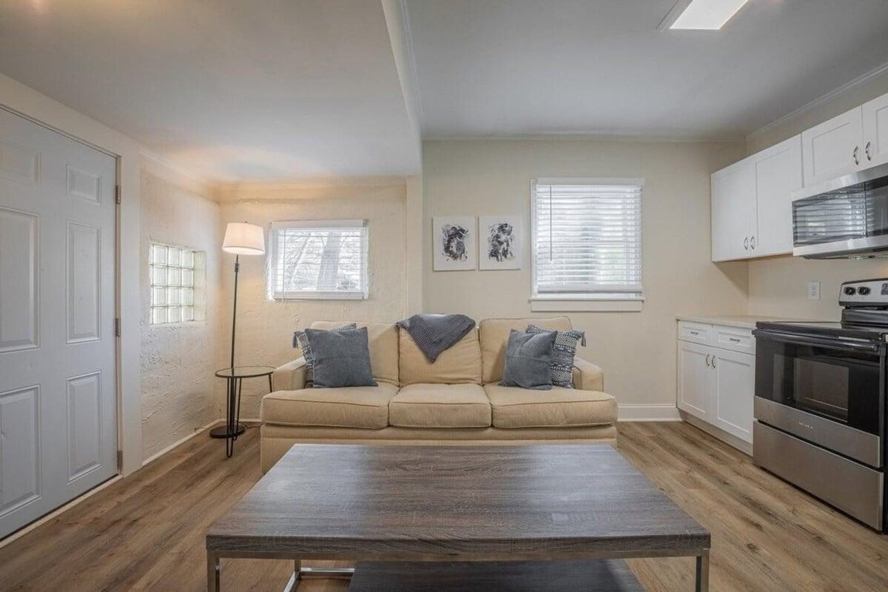 840 Bobbin Mill Rd #1302846P - Photo 3 of 18