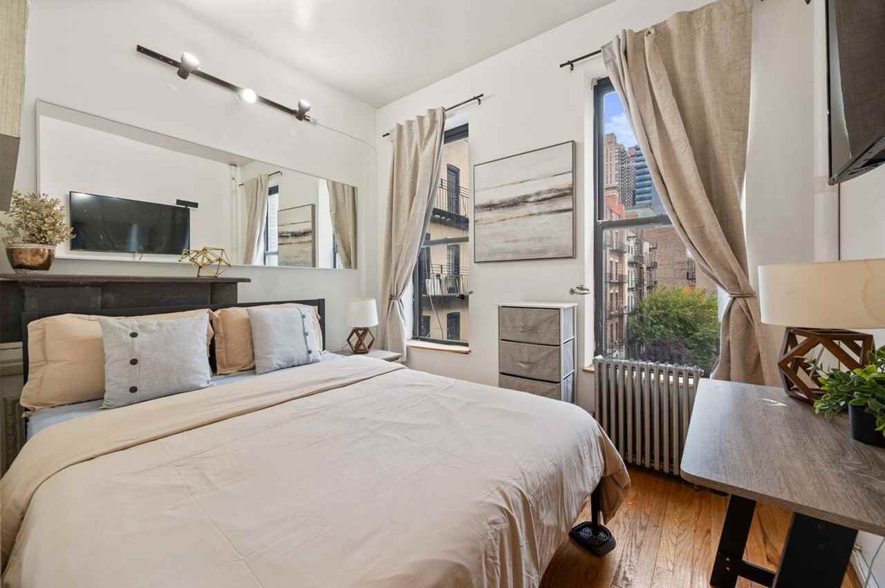 690 9th Ave #1323917P - Photo 5 of 13