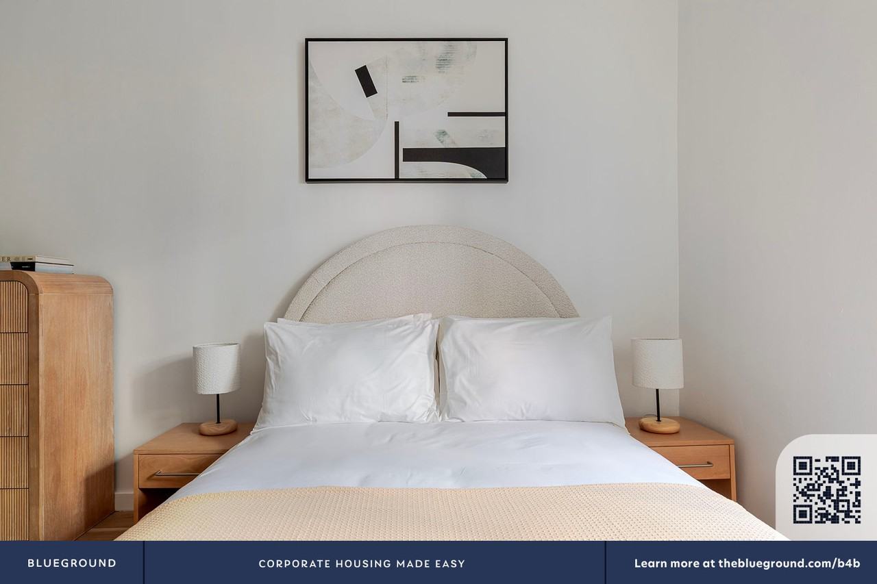 216 E 13th St #2162 - Photo 5 of 15