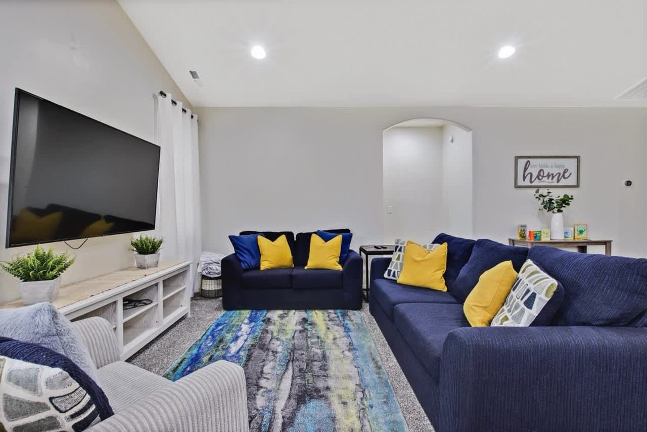 2213 E Elm Grove Dr #1250652P - Photo 6 of 50