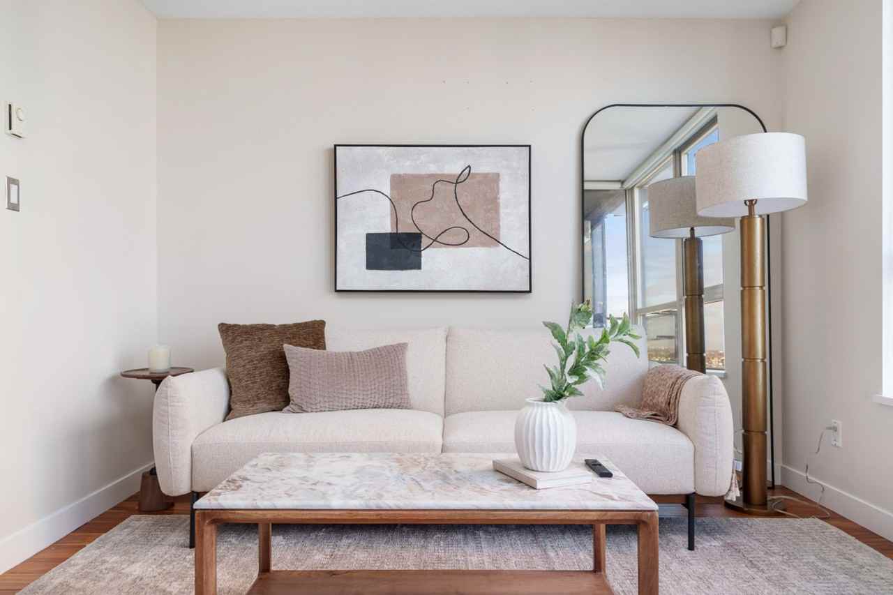 1438 Richards St #1344595P - Photo 6 of 24