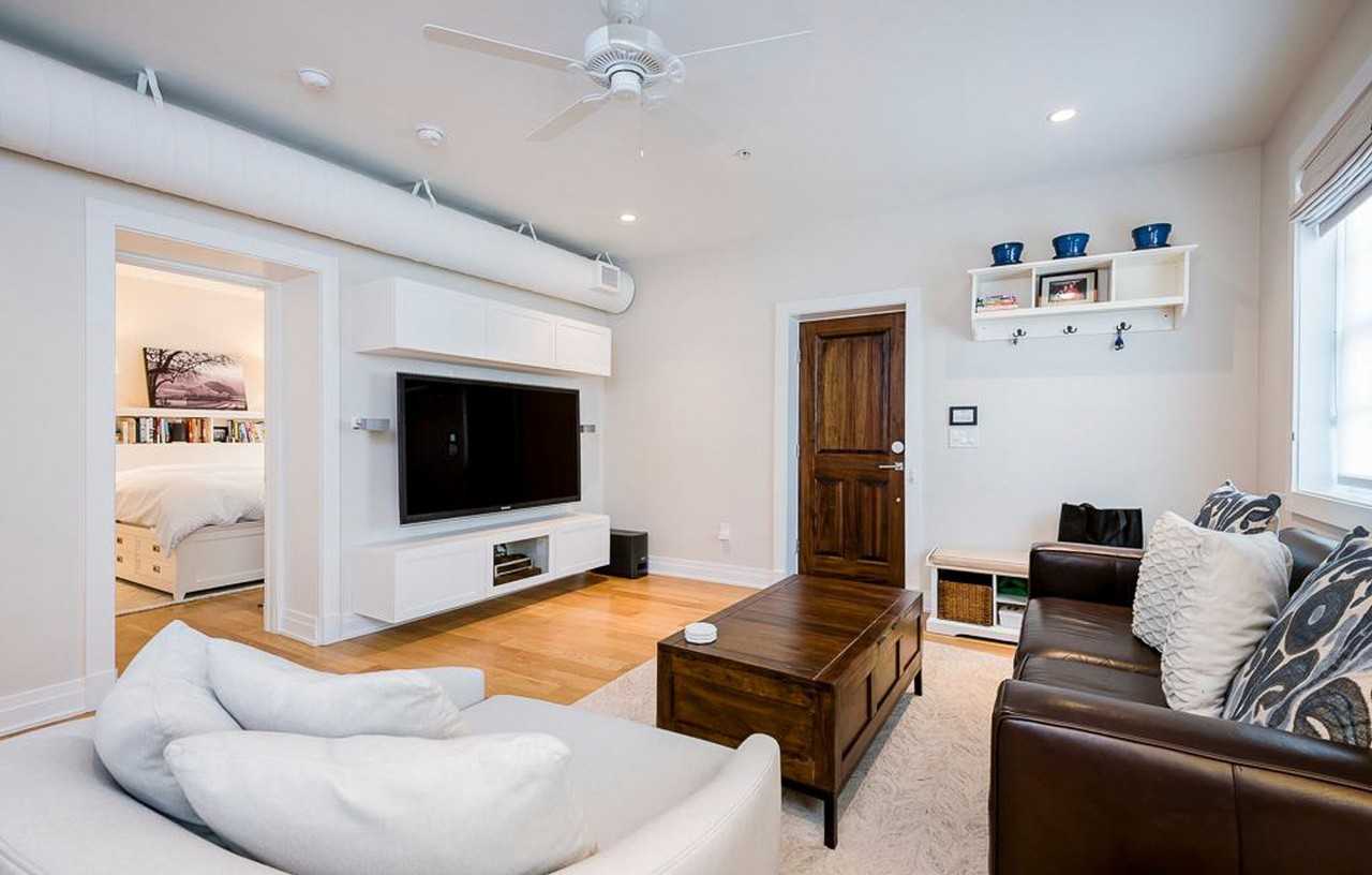 616 D Street Southeast #593P - Photo 2 of 15