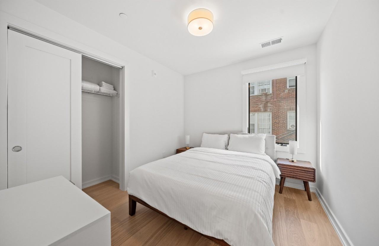 2216 40th Pl Nw #1094231P - Photo 5 of 11