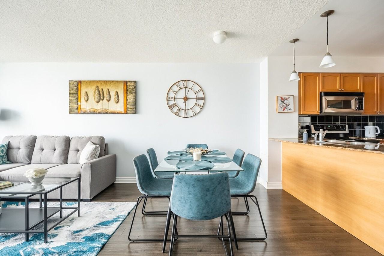 18 Yonge St #1345753P - Photo 4 of 38