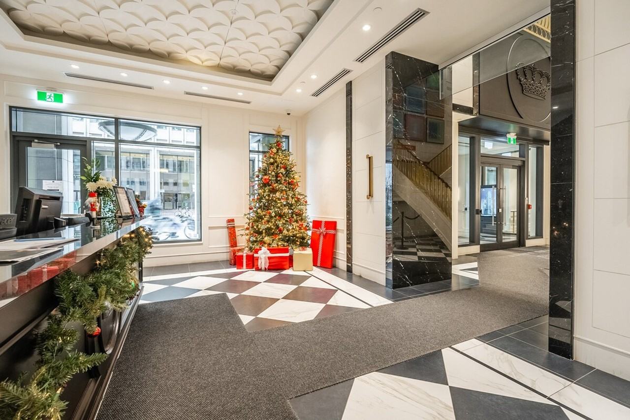 955 Bay St #1345933P - Photo 4 of 12