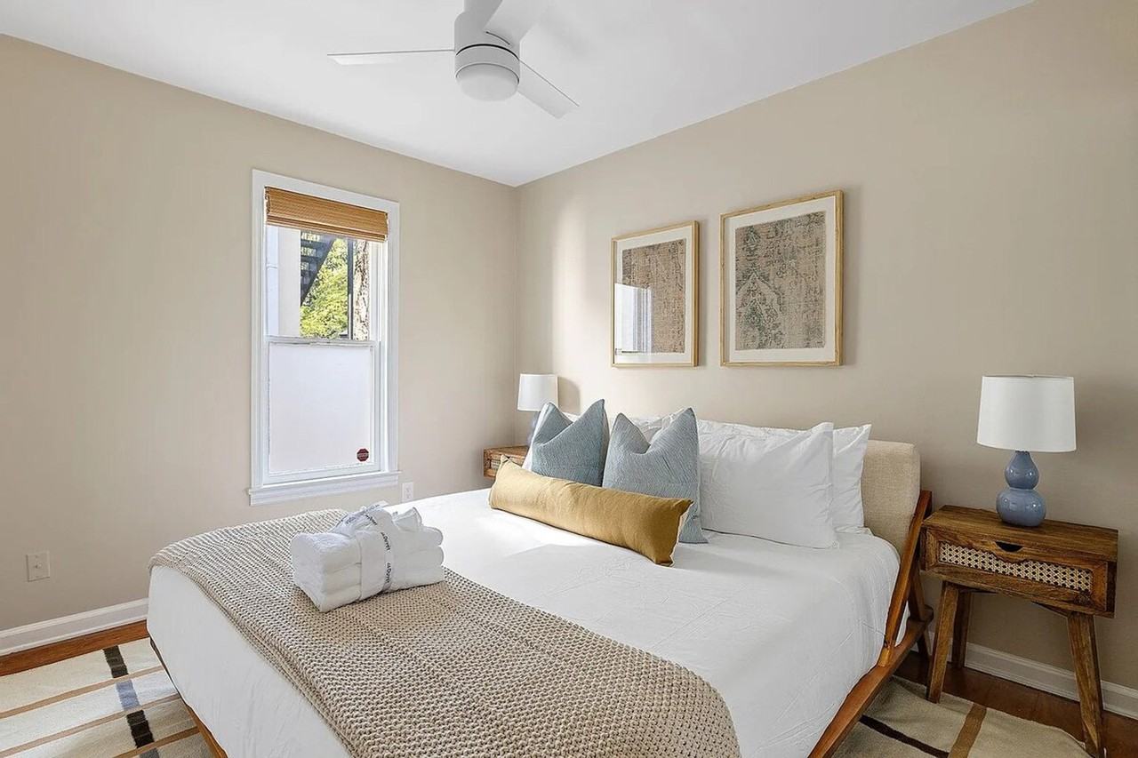 4 Gateway Walk #1344777P - Photo 2 of 17