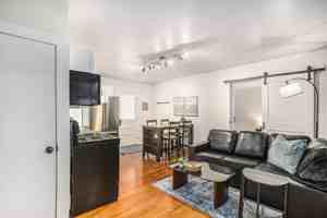 featured image of 37 Gold Avenue Northwest