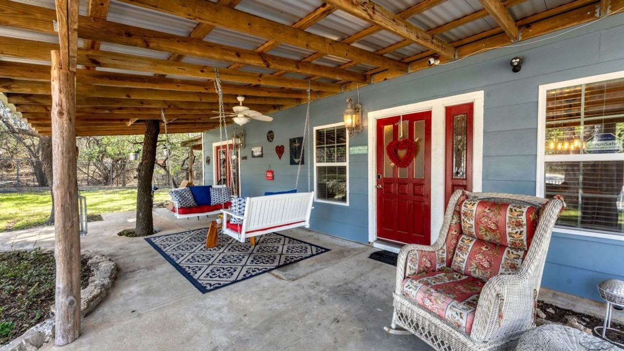 316 Jacobs Creek Park Rd #1351235P - Photo 6 of 30