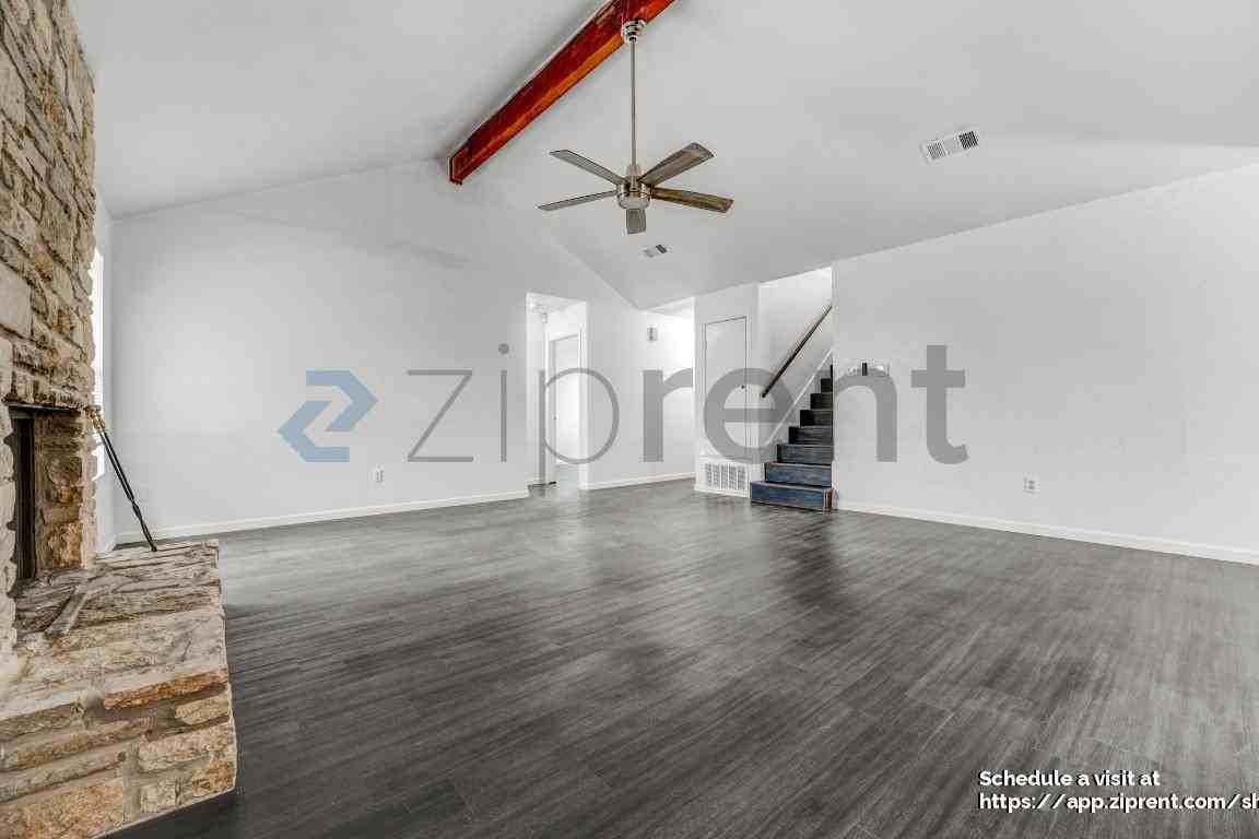 4708 Carsonhill Dr - Photo 7 of 28