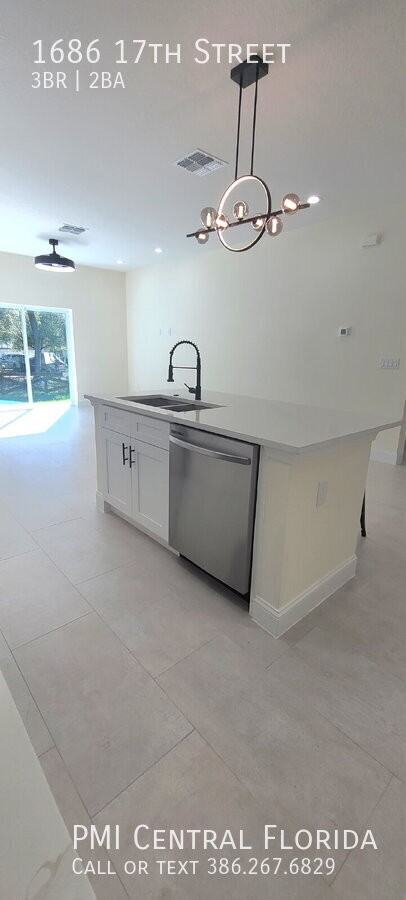 1686 17th St - Photo 6 of 22